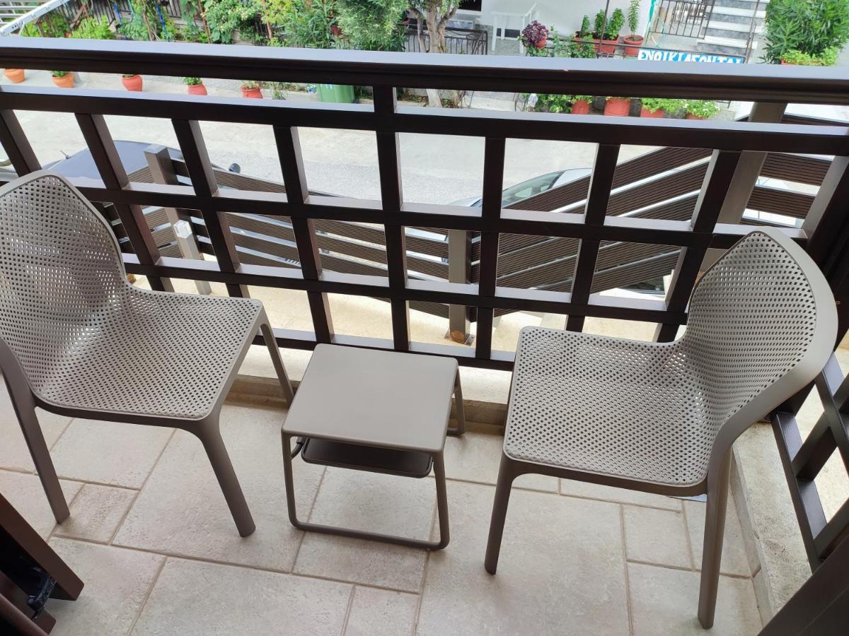 Helianthus Guesthouse أمولياني المظهر الخارجي الصورة